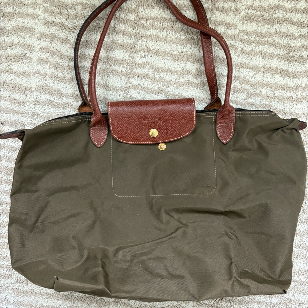 Longchamp Le Pilage Medium Olive